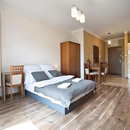 Mokotow Serviced Dolna Apartment *