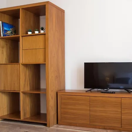 Mokotow Serviced Dolna Apartment